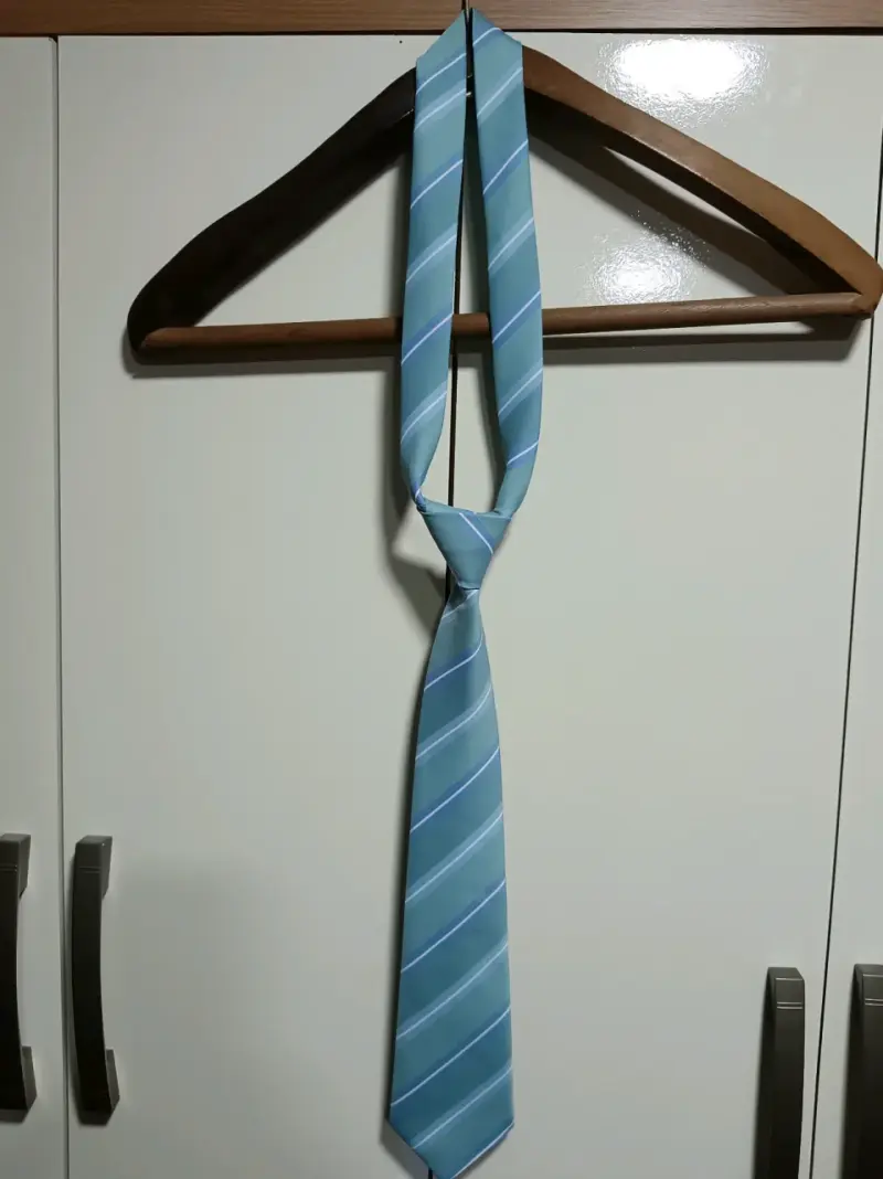 Terno completo+corbata, de regalo excelente estado - 6