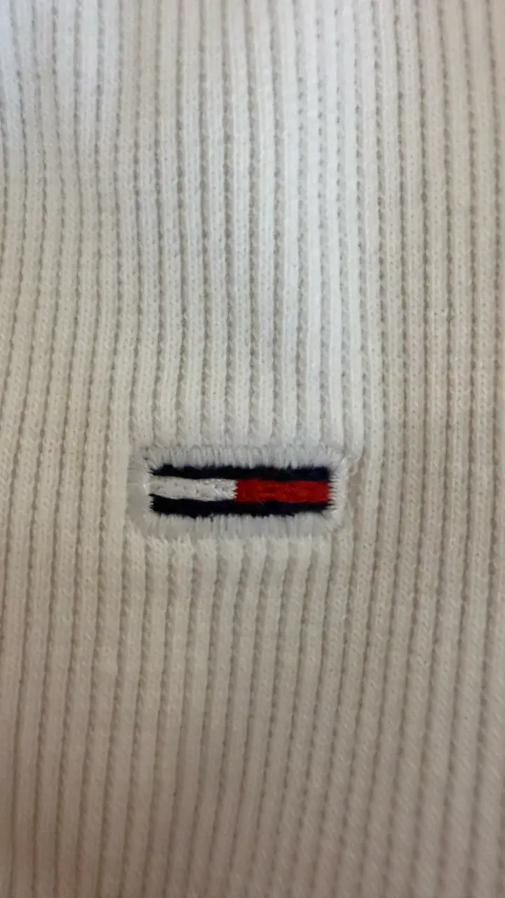 Polera blanca hombros descubiertos Tommy Hilfiger - 2