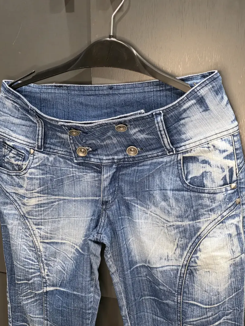 Jeans azul desgastado para mujer - 2