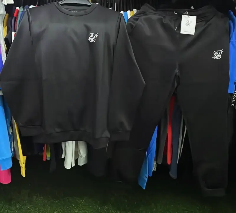 Conjunto deportivo negro siksilk 11-12