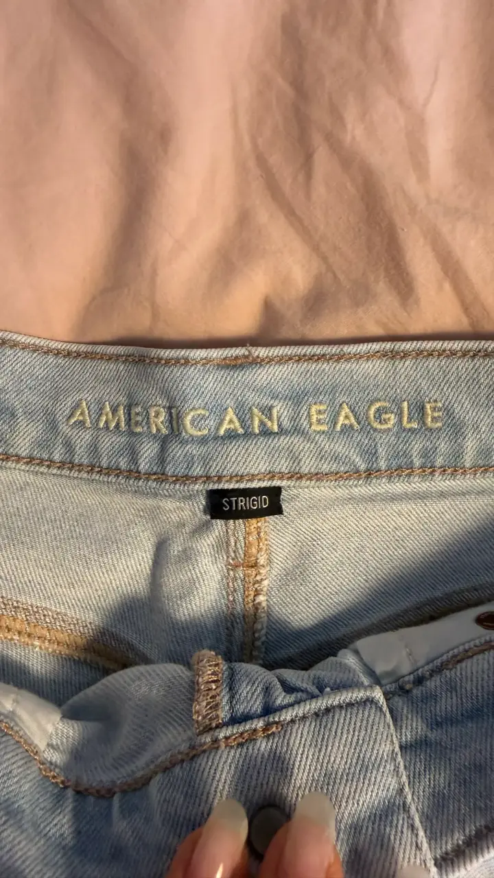 Shorts American eagle de mezclilla desgastados - 5