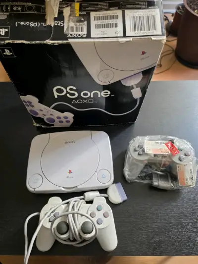 Consola PS One Sony con controles originales - miniatura 1