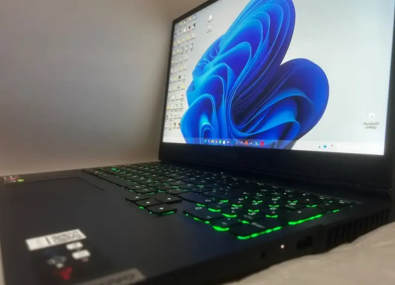 Lenovo Legion 5 15ACH6H - 4