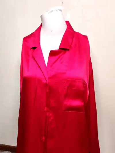 Camisa de satén Victoria’s Secret - miniatura 3