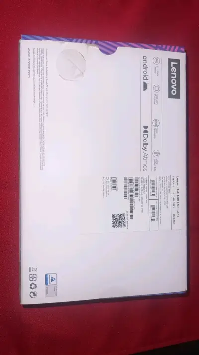 Tablet Lenovo Tab M10 con funda folio - miniatura 3