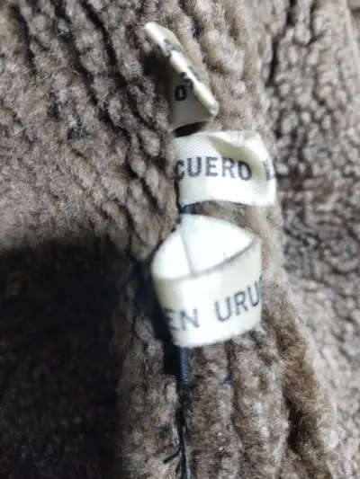 Chaqueta de cuero con forro de lana cien mil pesos - miniatura 3