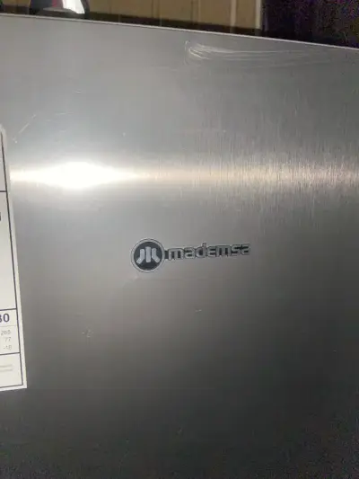 Refrigerador compacto en buen estado - miniatura 5