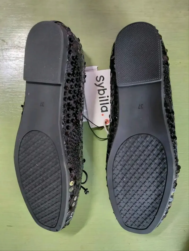Chinitas negras con lentejuelas Sybilla talla 37 - 2
