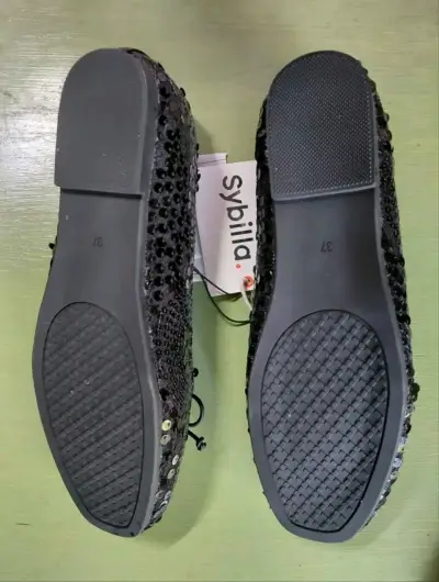 Chinitas negras con lentejuelas Sybilla talla 37 - miniatura 2