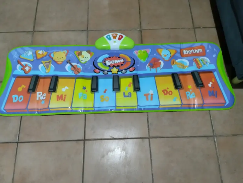 Alfombra musical infantil con teclado - 2