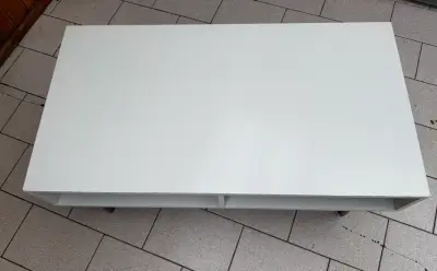 Mesa de centro blanca con almacenamiento - miniatura 1