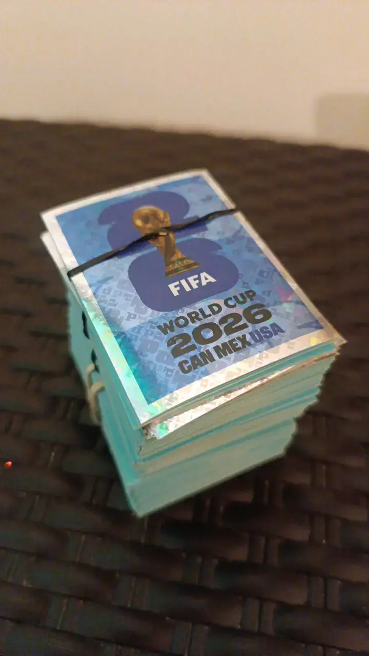 Lote de láminas del Mundial FIFA 2026 - 3