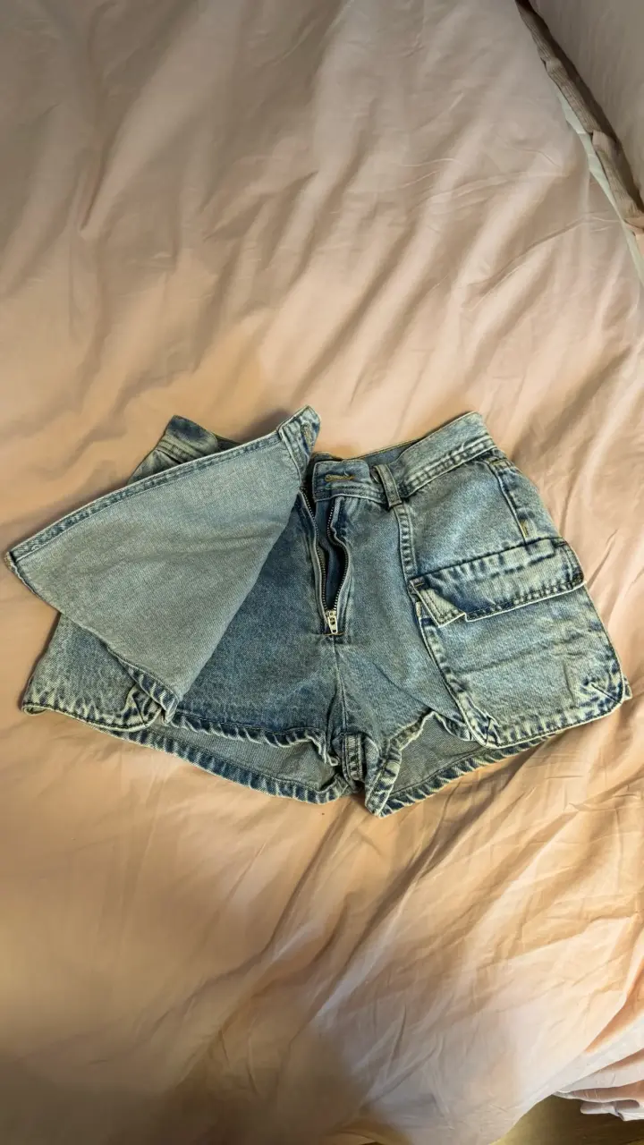 Falda short foster de mezclilla c bolsillos cargo - 5