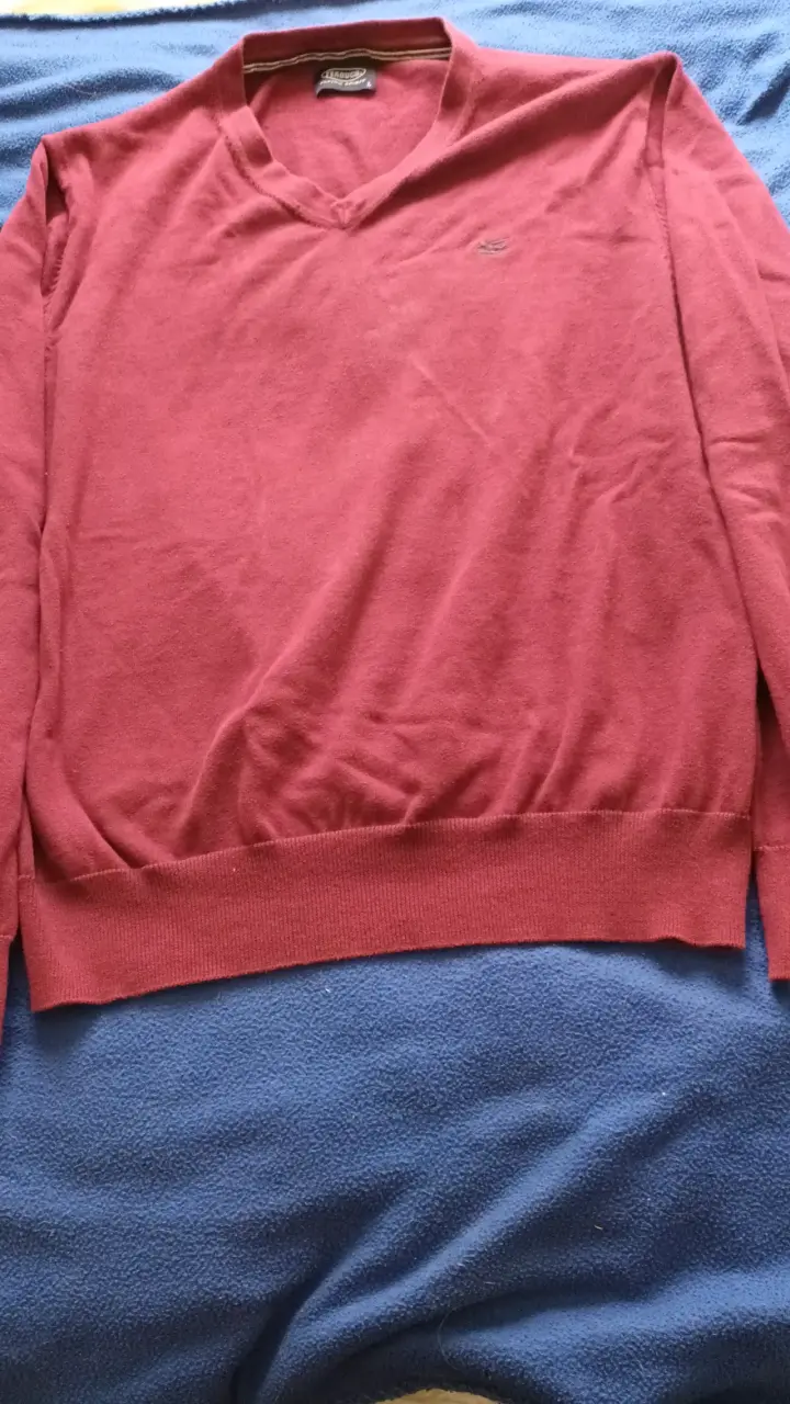 Suéter Ferouch rojo cuello en V - 4