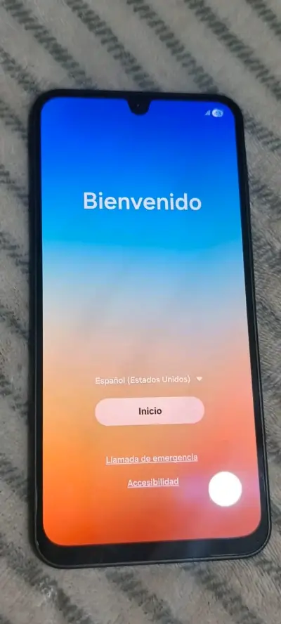 Smartphone con pantalla táctil de 6 pulgadas - miniatura 1