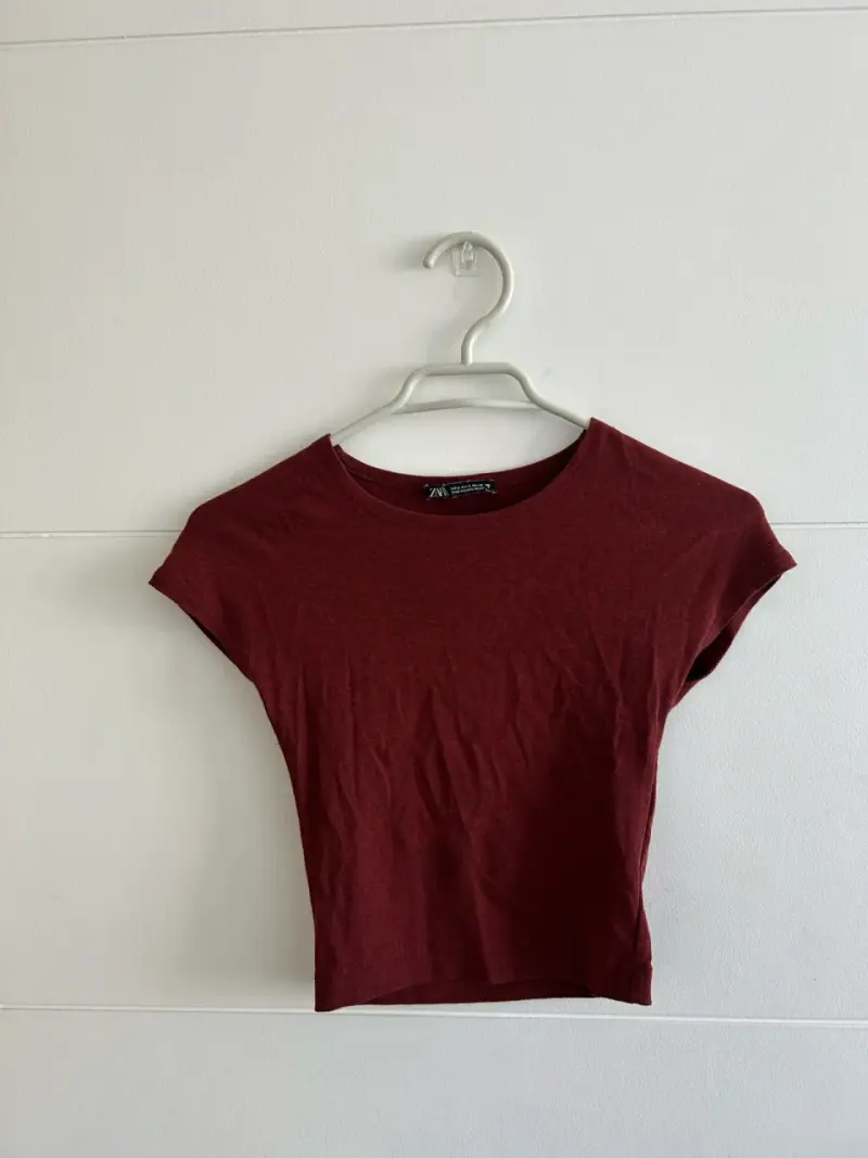 Polera burdeos Zara Basics para mujer - 1