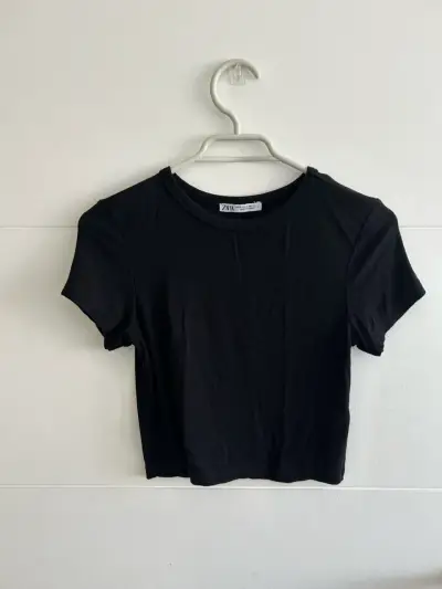 Polera negra básica Zara - miniatura 1