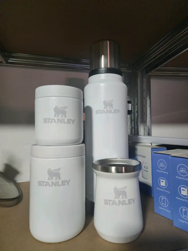 Set de termos y mate estilo Stanley blanco