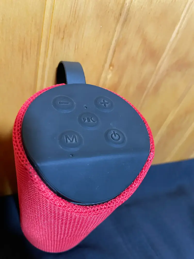Parlante portátil Bluetooth rojo - 2