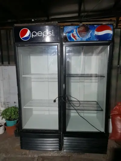 Visicooler Refrigerador exhibidor Pepsi  de una p - miniatura 1