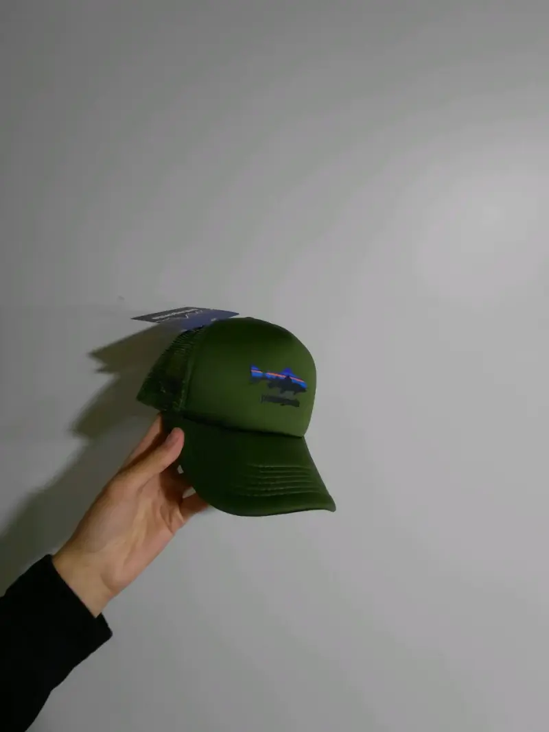 Gorra verde Patagonia con logo - 1