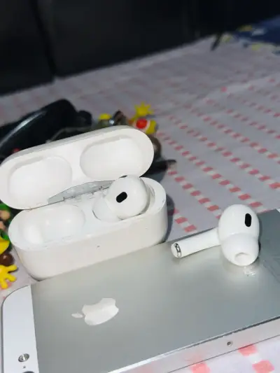 AirPod Pro  inalámbricos con estuche de carga - miniatura 2