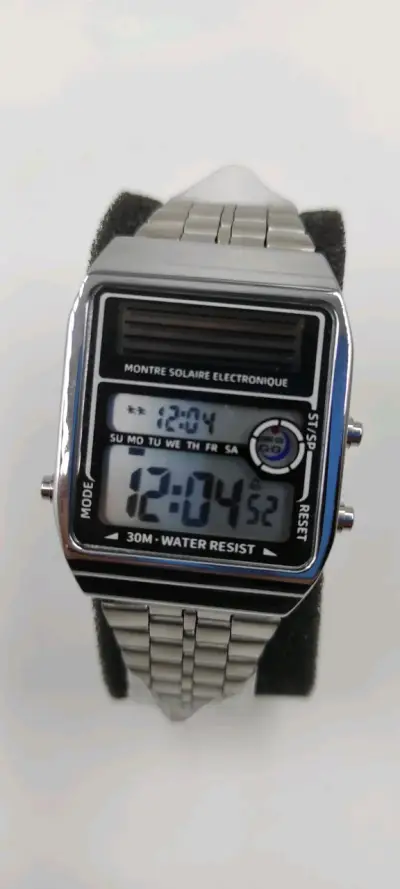 Reloj digital solar resistente al agua - miniatura 5