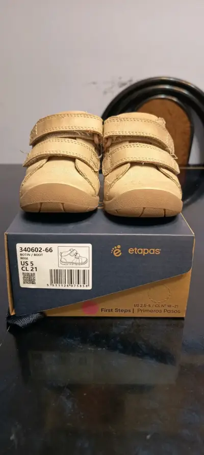 Zapatos de bebé color animal print con velcro - miniatura 3