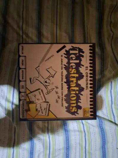 Juego de mesa Telestrations original - miniatura 1