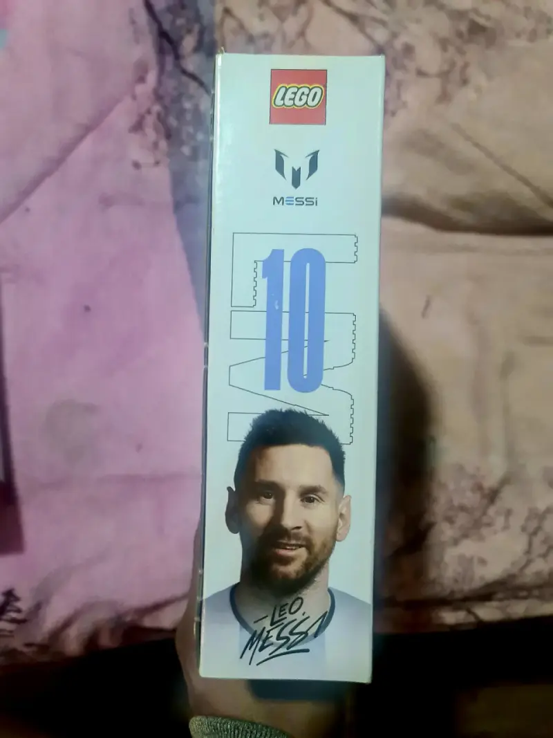 Set de construcción LEGO Messi 500 piezas - 2