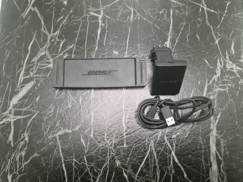 Cargador Bose soundlink mini 2 + base de carga - 1