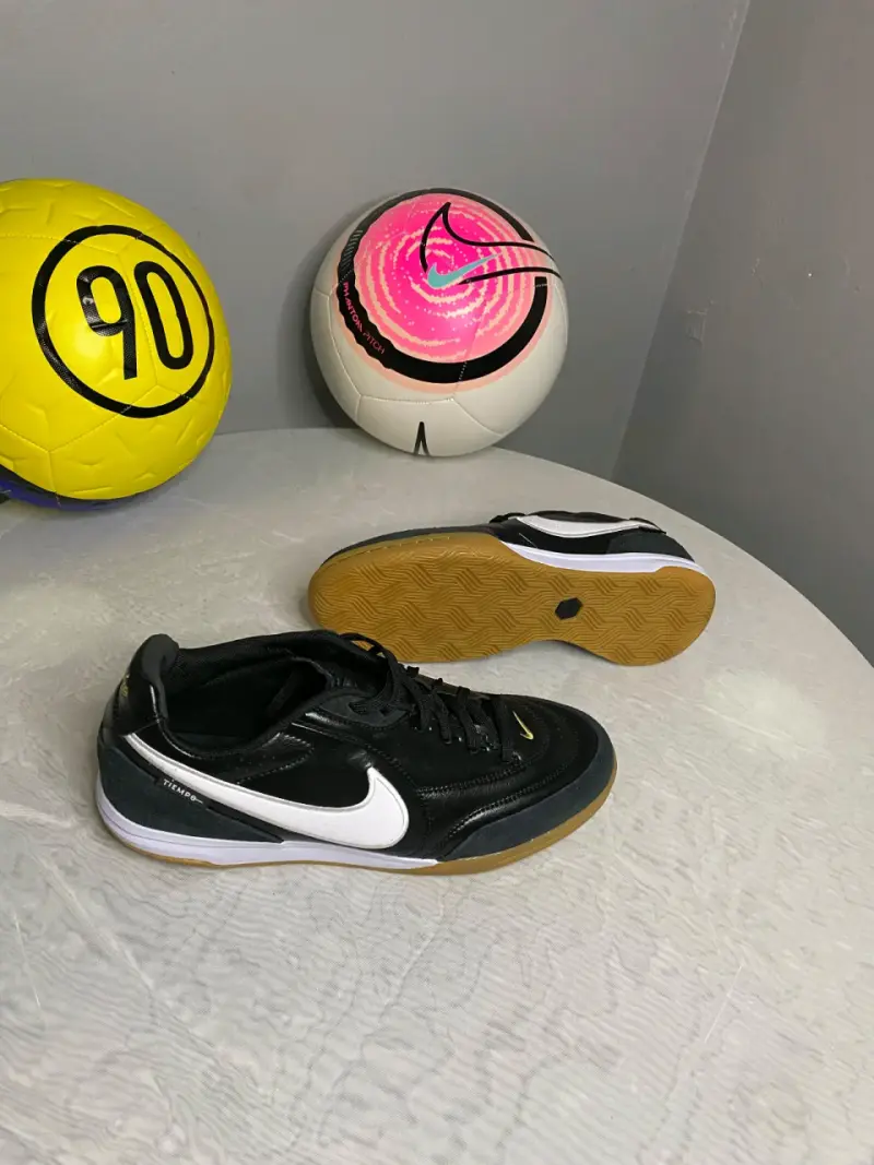 Zapatillas deportivas Nike Tiempo negras - 1