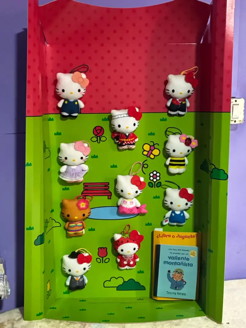 Colección completa de Hello kitty x Mcdonald’s