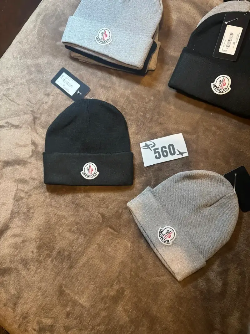 Gorros de lana Moncler - 2