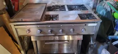 Cocina industrial de acero inoxidable con 6 quemadores - miniatura 3