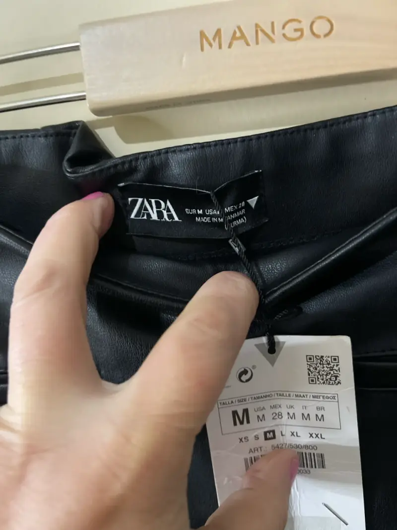Pantalones de cuero sintético Zara negros - 3