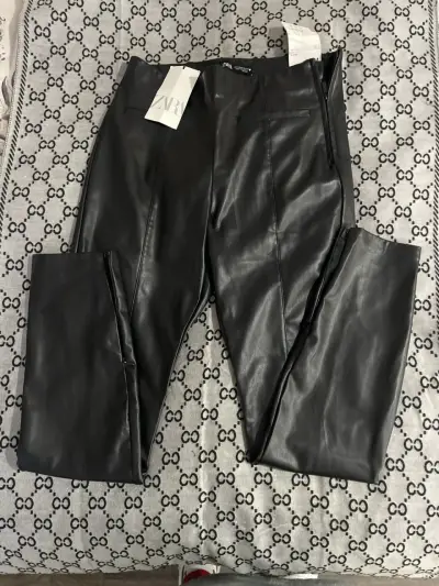 Pantalones de cuero sintético Zara negros - miniatura 4