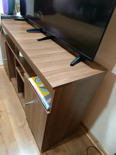 Mesa de madera con cajón estilo rústico - miniatura 2