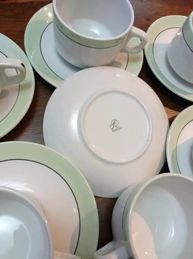 Juego de tazas Fanaloza con platillos - 3