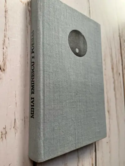Libro 'Poesías' de Mihai Eminescu 1989 - miniatura 3