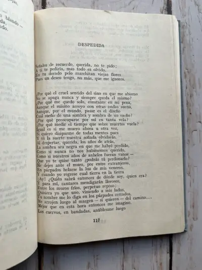 Libro 'Poesías' de Mihai Eminescu 1989 - miniatura 5
