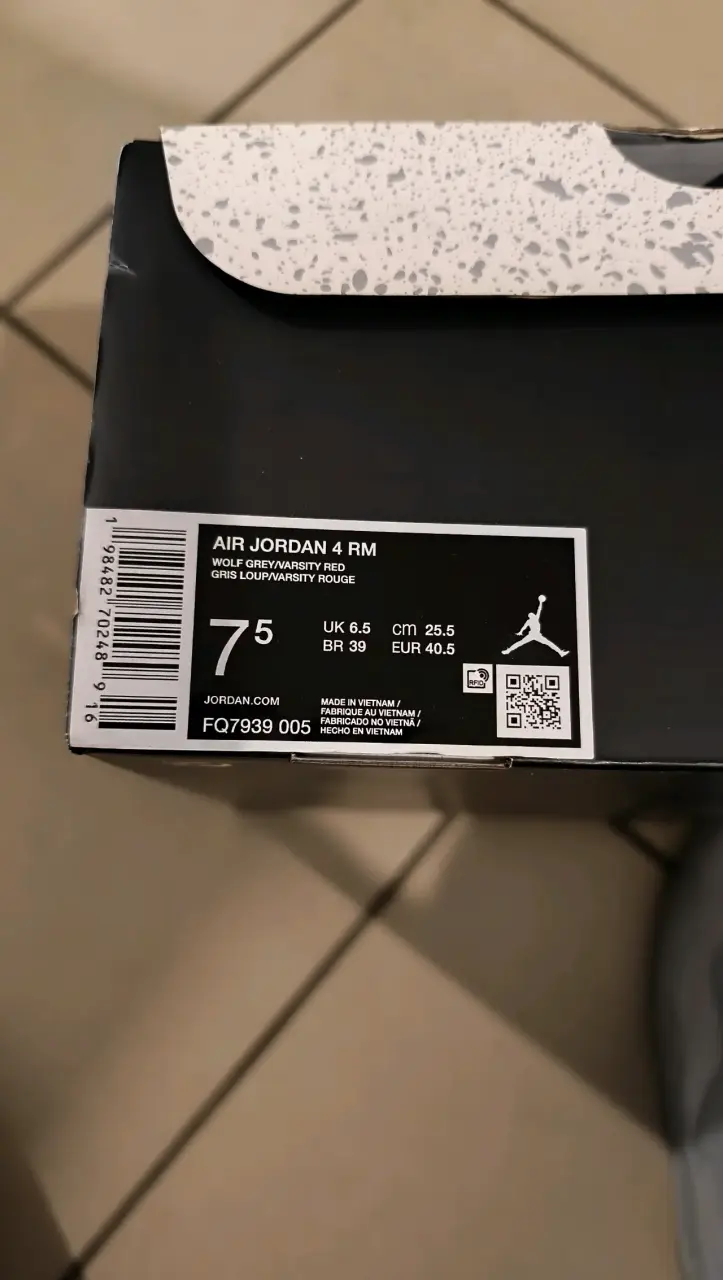 Zapatillas Nike Air Jordan grises talla 7.5 usa - 5
