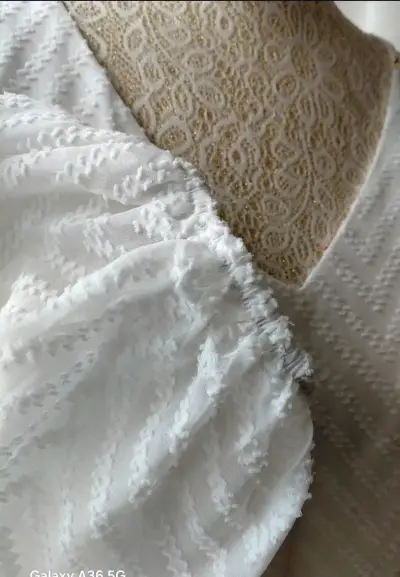 Blusa blanca - miniatura 3