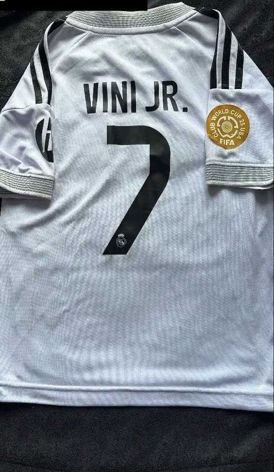 Camiseta Adidas Real Madrid talla 10 - 2