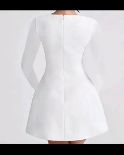 Vestido blanco elegante de manga larga - miniatura 2