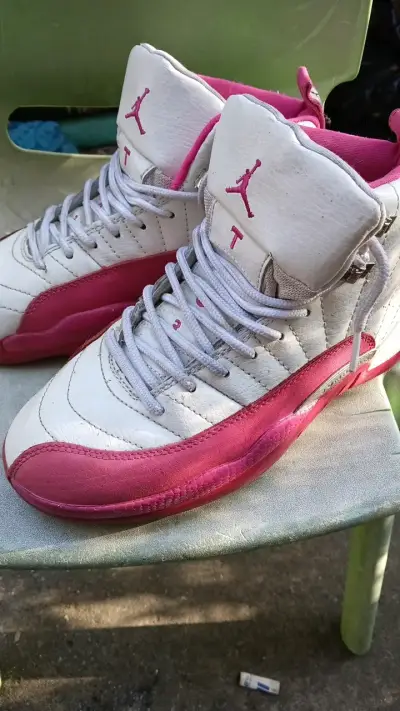Jordan 12 talla 36 - miniatura 1