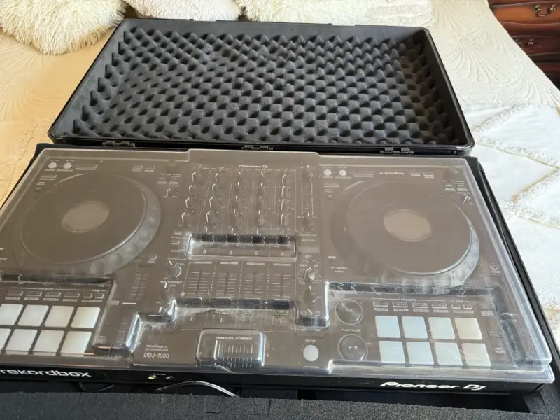 Controlador DJ Pioneer DDJ-1000. - 3