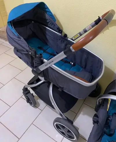 Coche de bebé BebeDue con silla de auto - miniatura 2