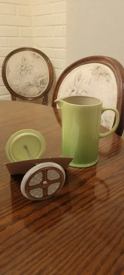 Cafetera con prensa Le Creuset verde 800ml - miniatura 3
