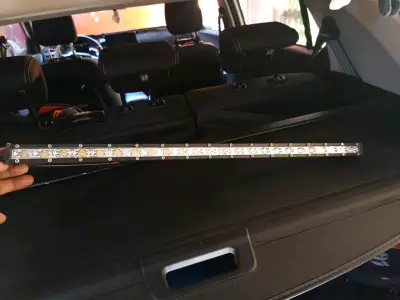 Barra de luces LED para auto - miniatura 3
